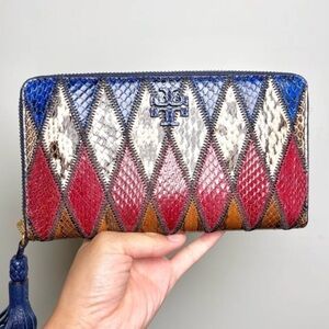 TORY BURCH Taylor Zip Continental Wallet Navy Embossed Snake Skin Diamond Stitch
